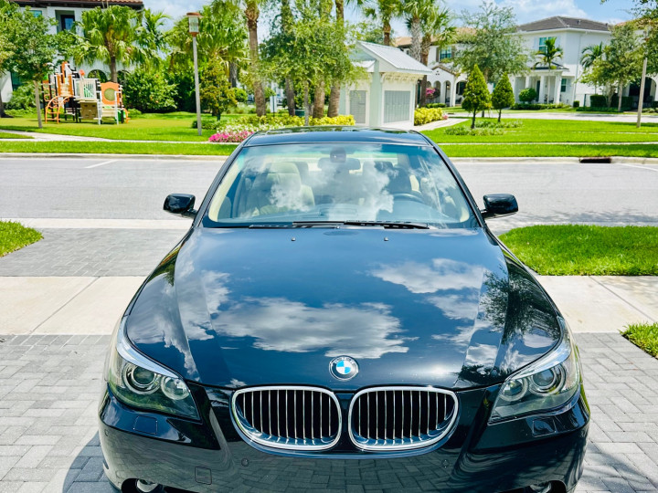BMW 5 Series 33418