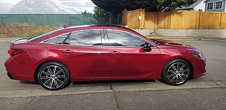 2019 TOYOTA Avalon