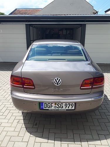 2013 Volkswagen Phaeton