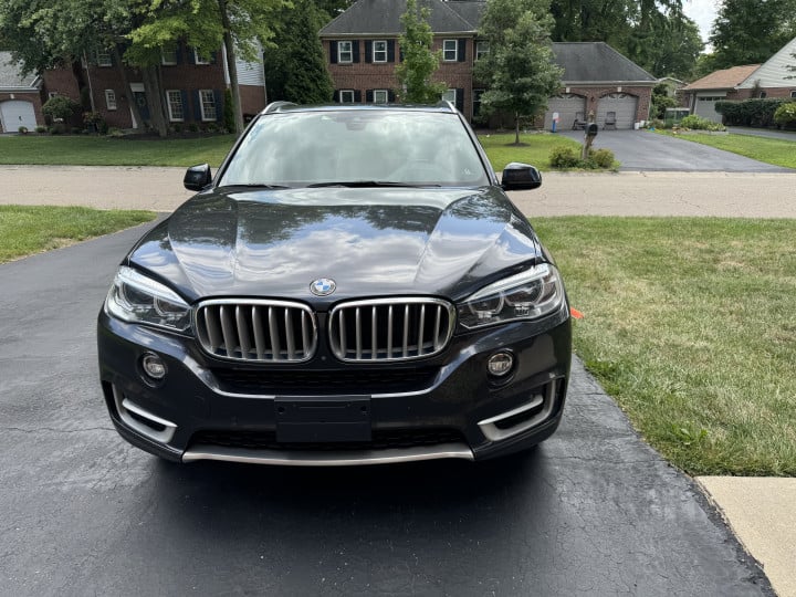 2019 BMW