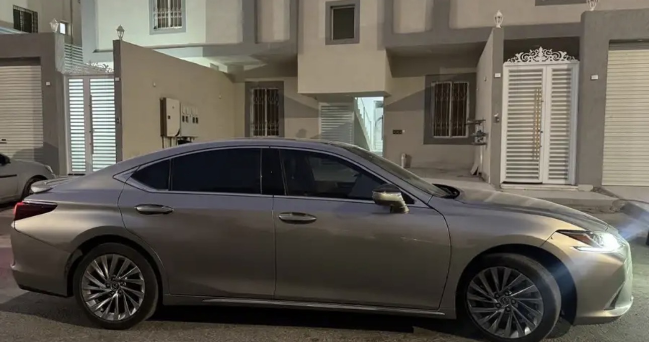 car-3