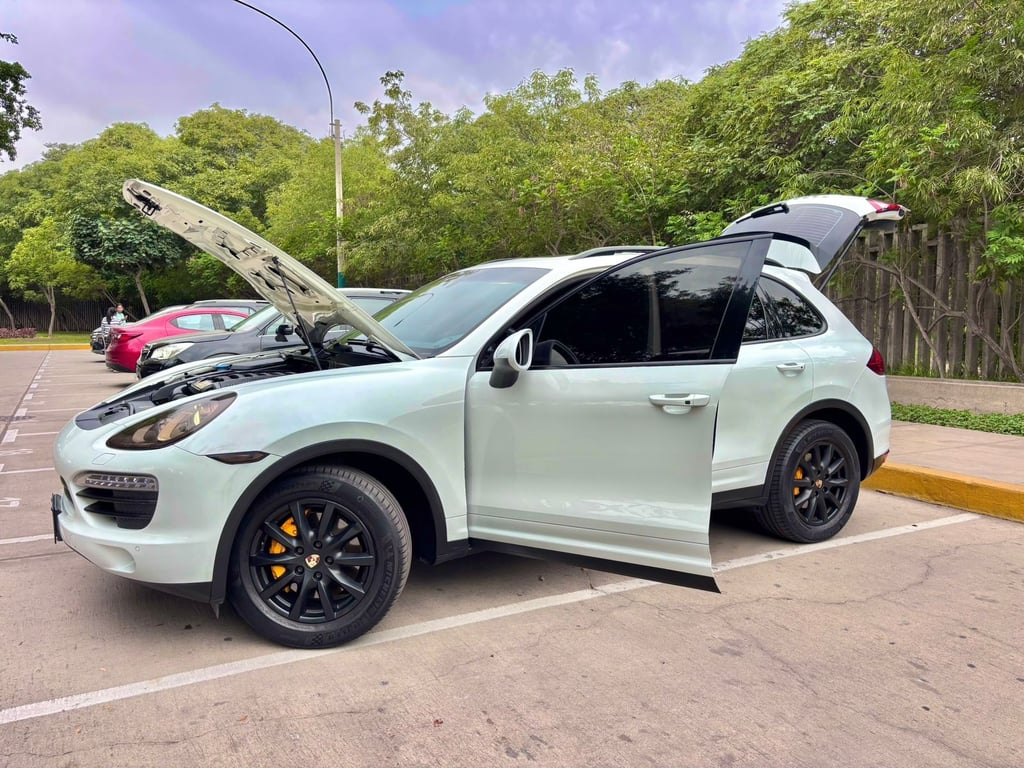 2014 Porsche Cayenne