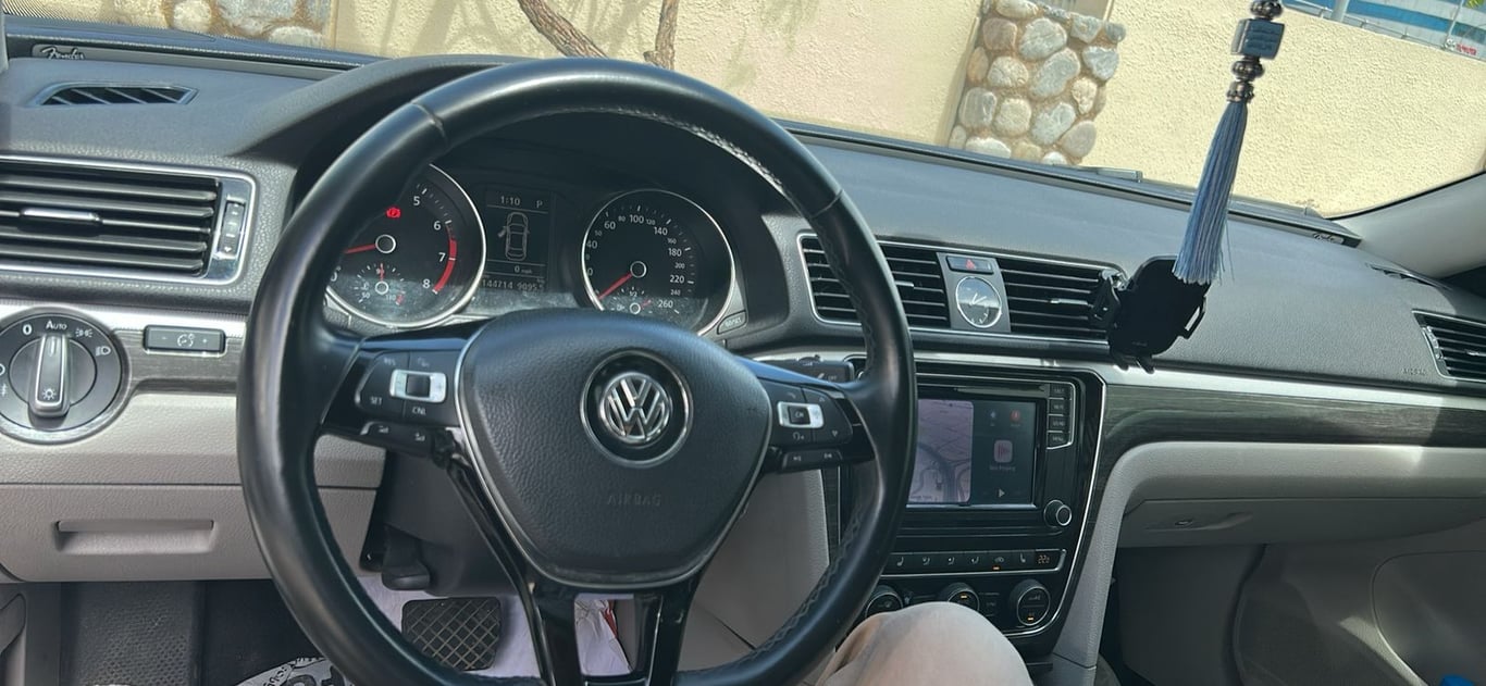 car-1