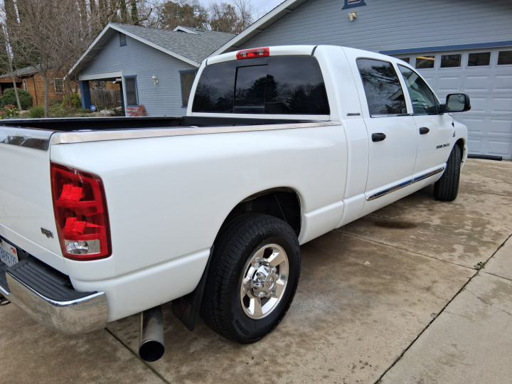 Dodge Ram Pickup 2500