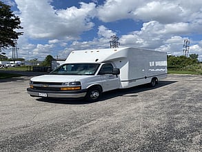 2021 CHEVROLET Express
