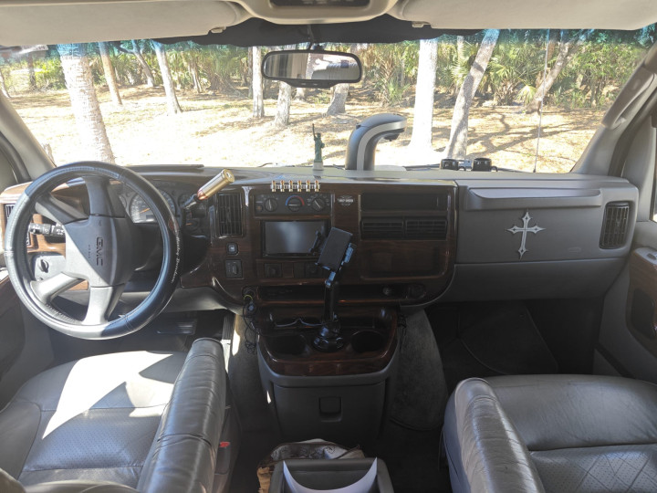 2004 GMC Savana