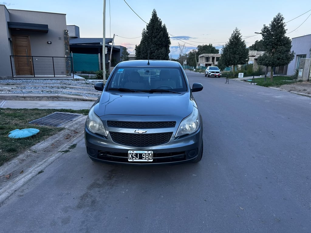 2012 Chevrolet Agile