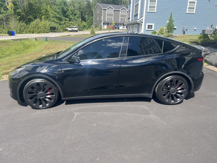 2022 Tesla