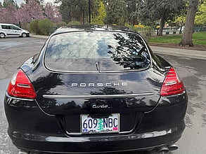 2011 PORSCHE Panamera