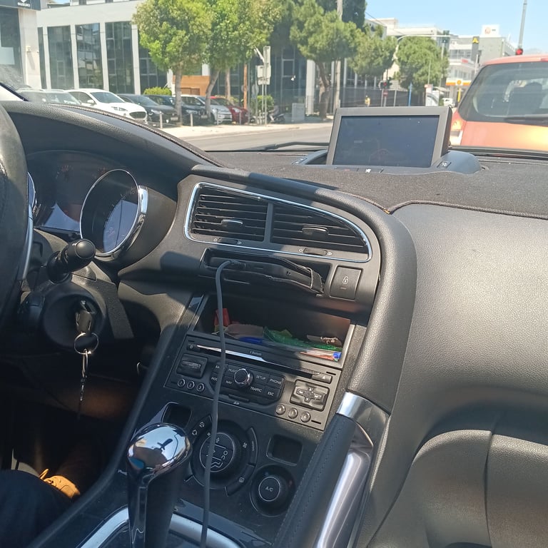 2012 Peugeot 3008
