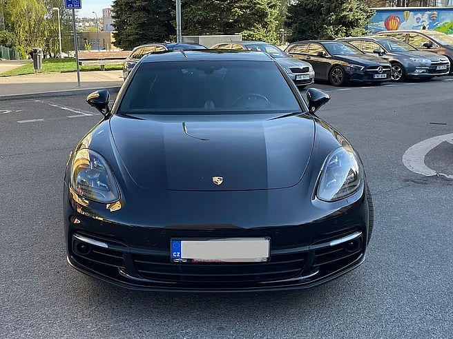 2020 Porsche Panamera