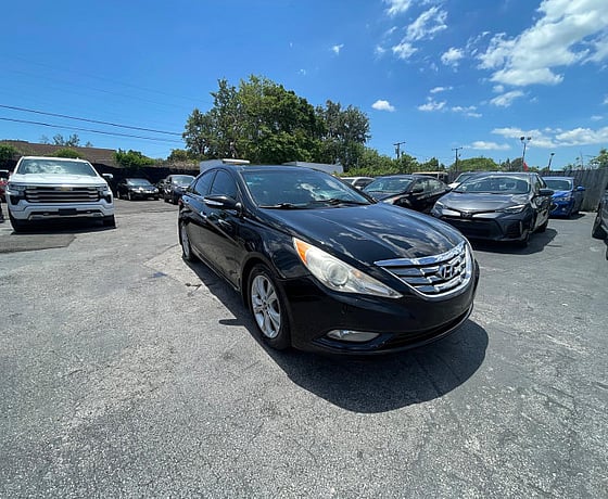 2013 HYUNDAI Sonata