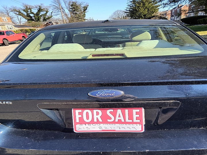 Ford Taurus
