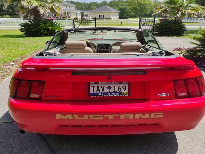 2001 Ford Mustang
