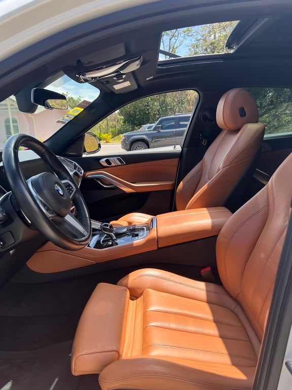 2021 BMW X6