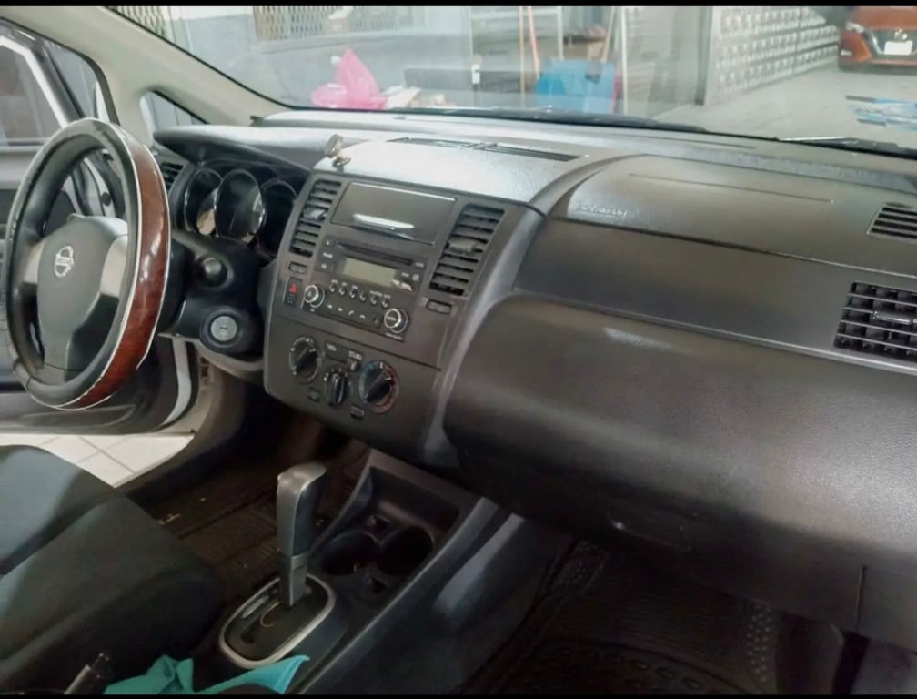 2018 Nissan Tiida