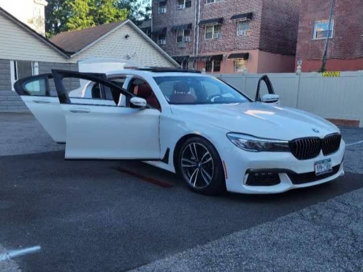 2019 BMW