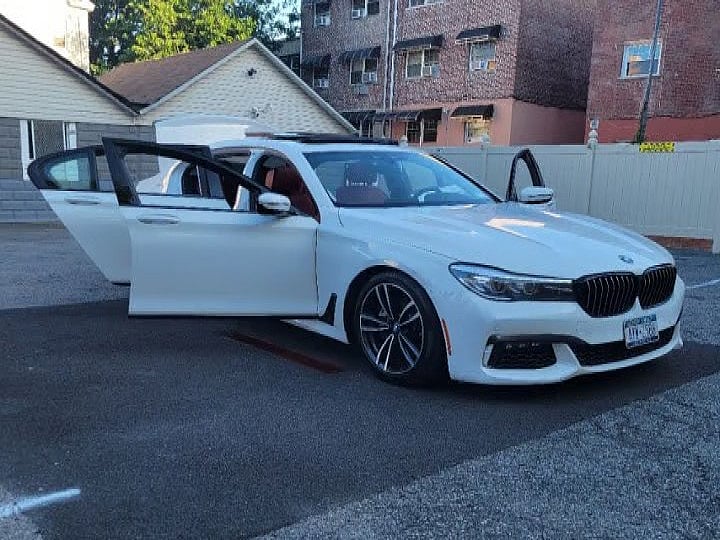 2019 BMW