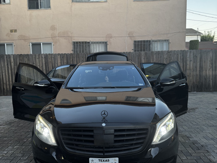 Mercedes-Benz East Los Angeles