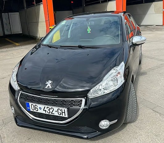 2014 Peugeot 208