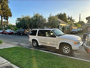 2000 Ford Explorer