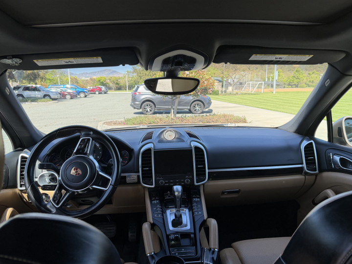 2018 PORSCHE Cayenne