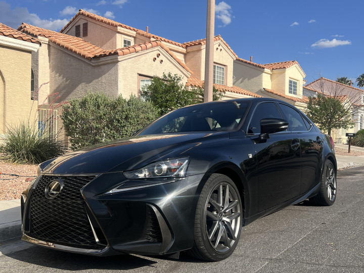 2017 Lexus