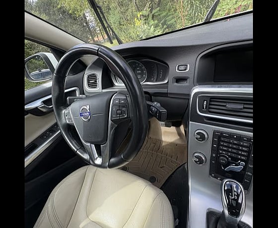 Volvo 06033