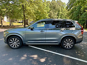 2020 VOLVO XC90