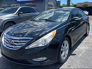 2013 HYUNDAI Sonata