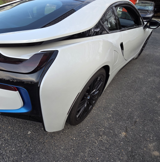 2019 BMW i8