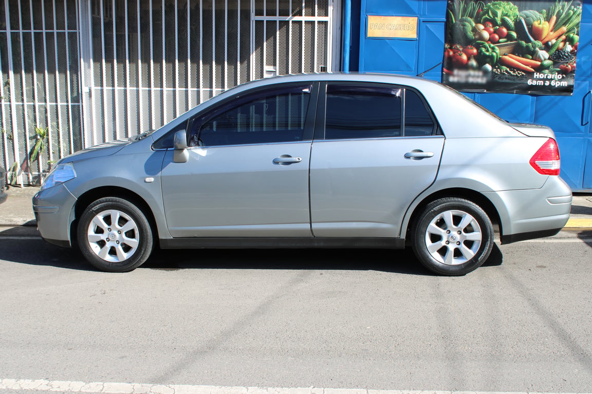 2011 NISSAN TIIDA EN VENTA EN ESCAZÚ POR CRC 3,995,000