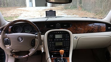 2004 JAGUAR XJ-Series