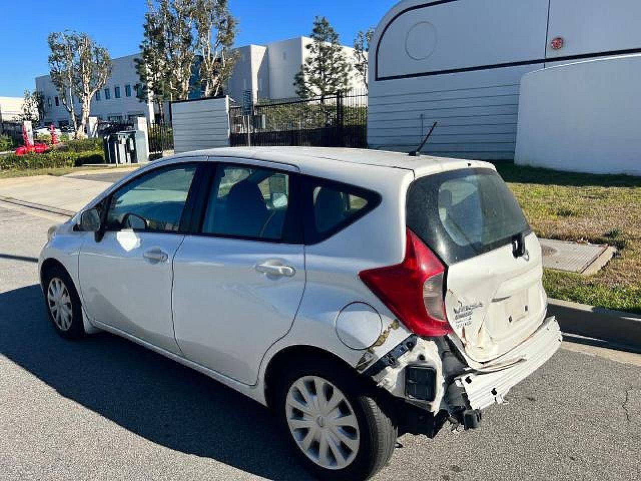 Nissan Versa