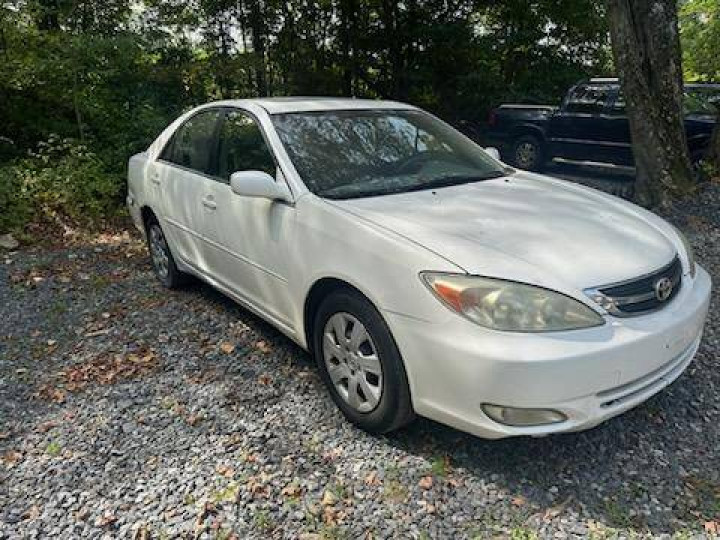 2004 Toyota