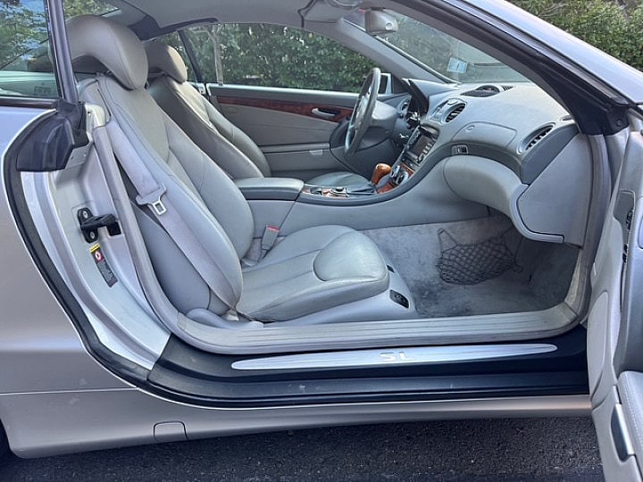 2005 Mercedes-Benz SL-Class