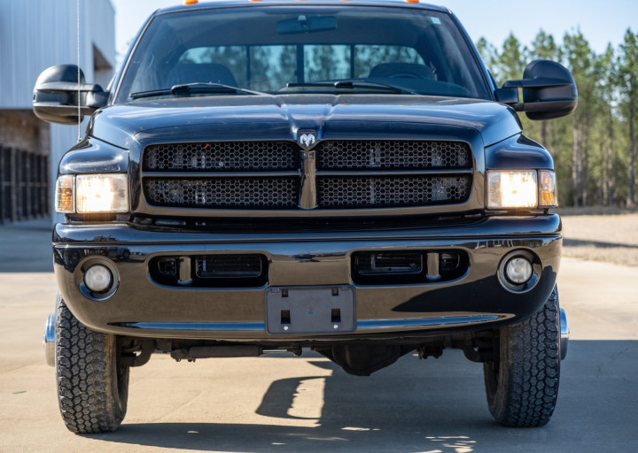Dodge 07410