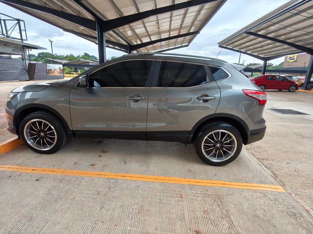 2017 Nissan Qashqai