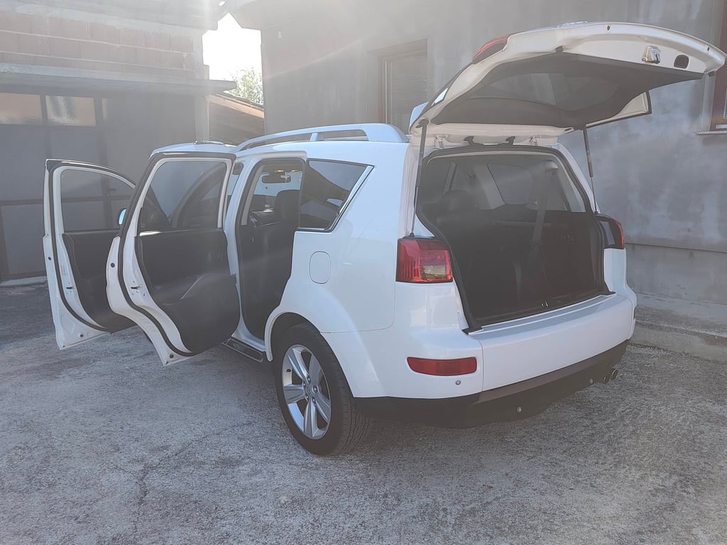 2012 Peugeot 4007