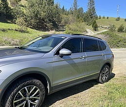 2020 VOLKSWAGEN Tiguan