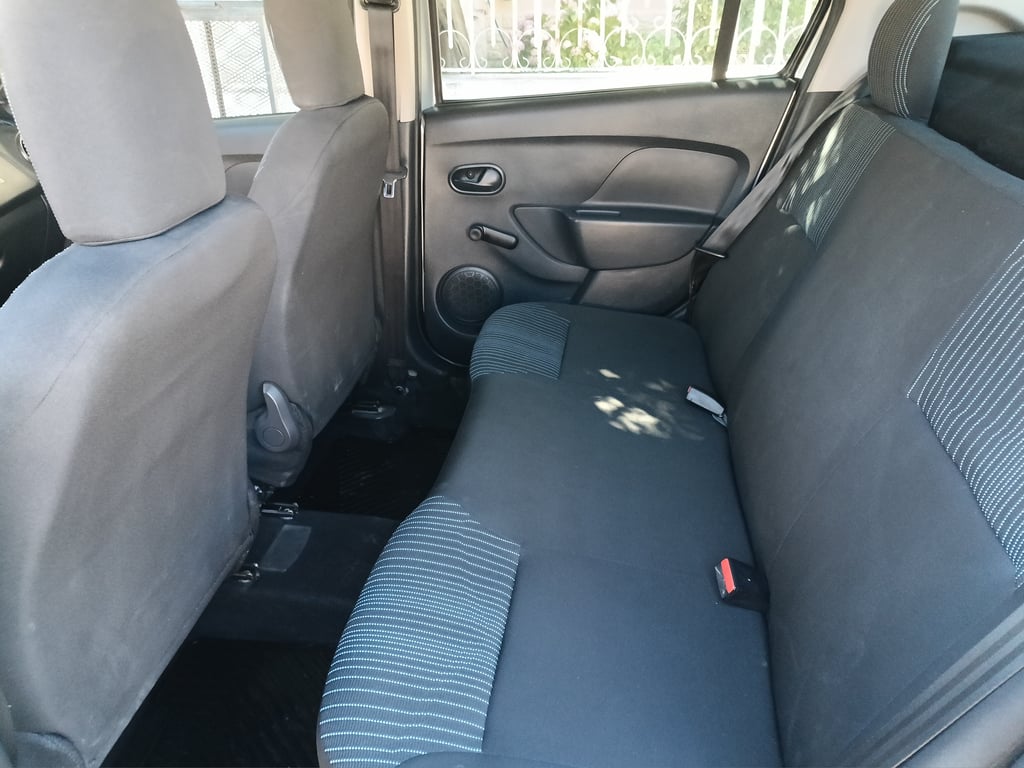 2015 Renault Logan