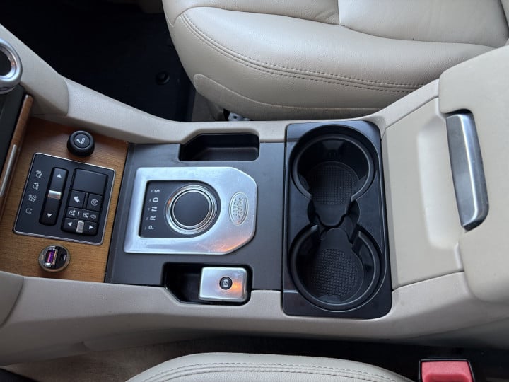 Land Rover LR4