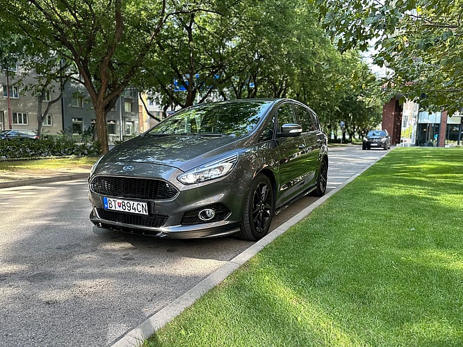 2018 Ford S-Max