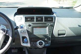 2013 TOYOTA Prius v