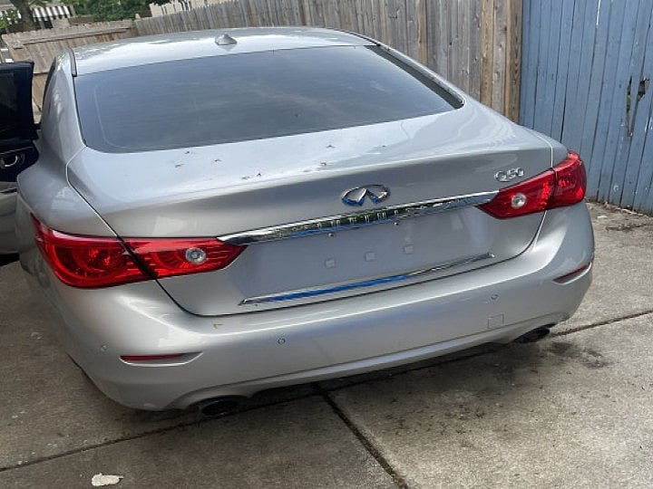 2016 INFINITI