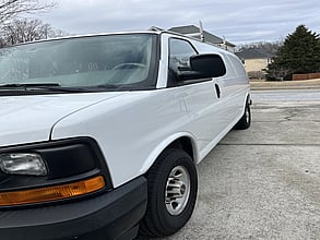 2017 GMC Savana
