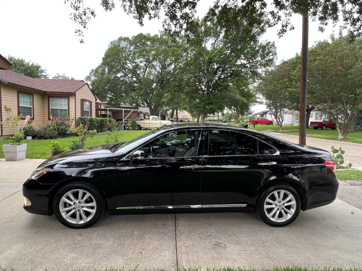 2010 Lexus ES