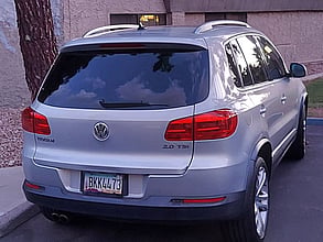 2012 VOLKSWAGEN Tiguan