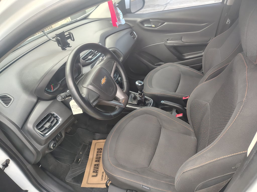 2014 Chevrolet Onix