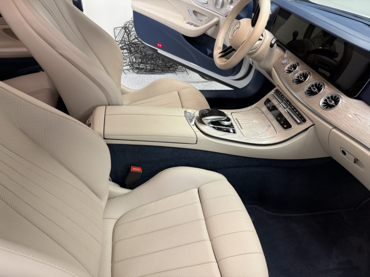 2022 Mercedes-Benz